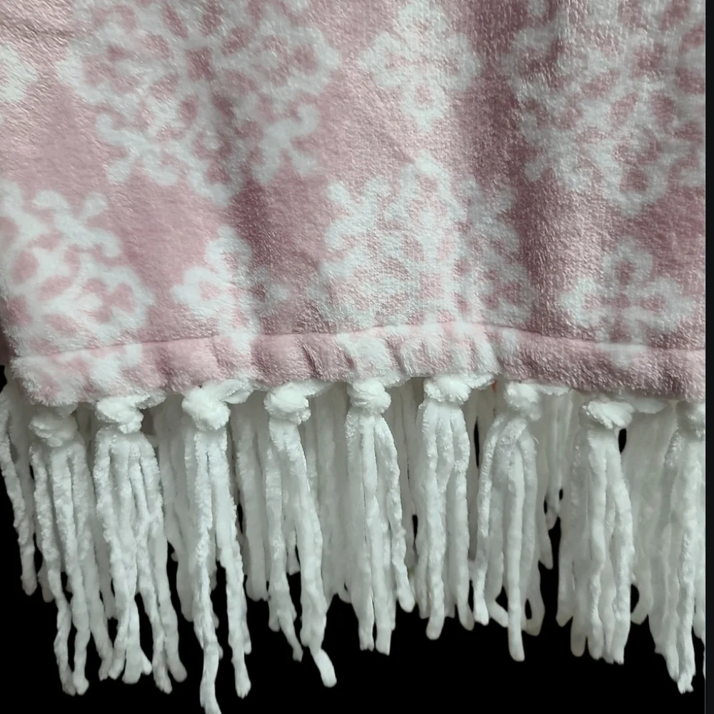 Soft & Cozy Oversized Pink White Fleece Snowflake Tassel Throw Blanket Decor New